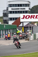 Vintage-motorcycle-club;eventdigitalimages;mallory-park;mallory-park-trackday-photographs;no-limits-trackdays;peter-wileman-photography;trackday-digital-images;trackday-photos;vmcc-festival-1000-bikes-photographs